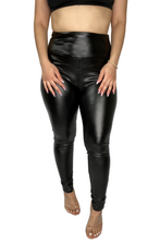 Load image into Gallery viewer, Faux Leather Skinny Pants
